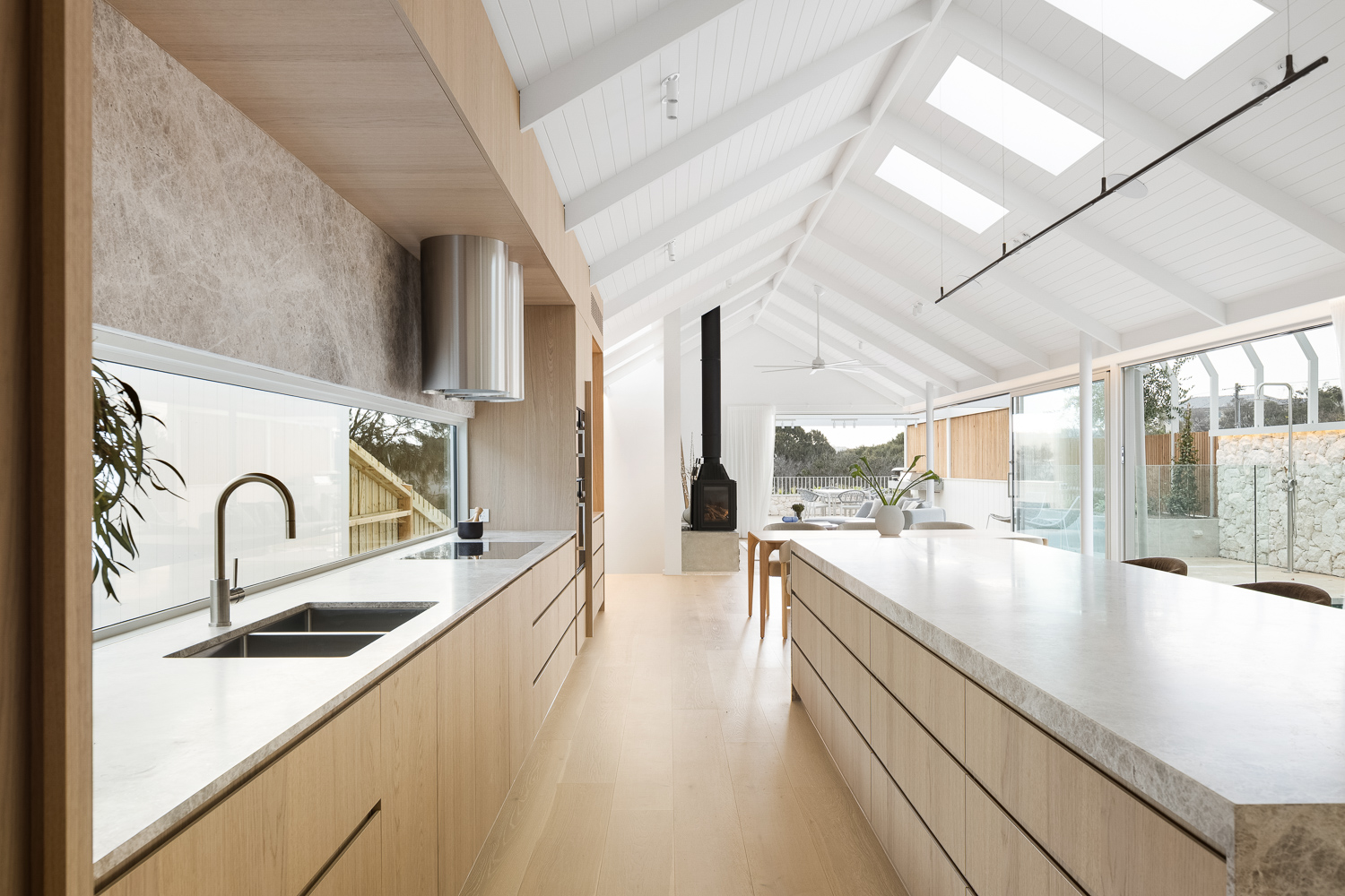 Ossett Street kitchen, image 2 of 5